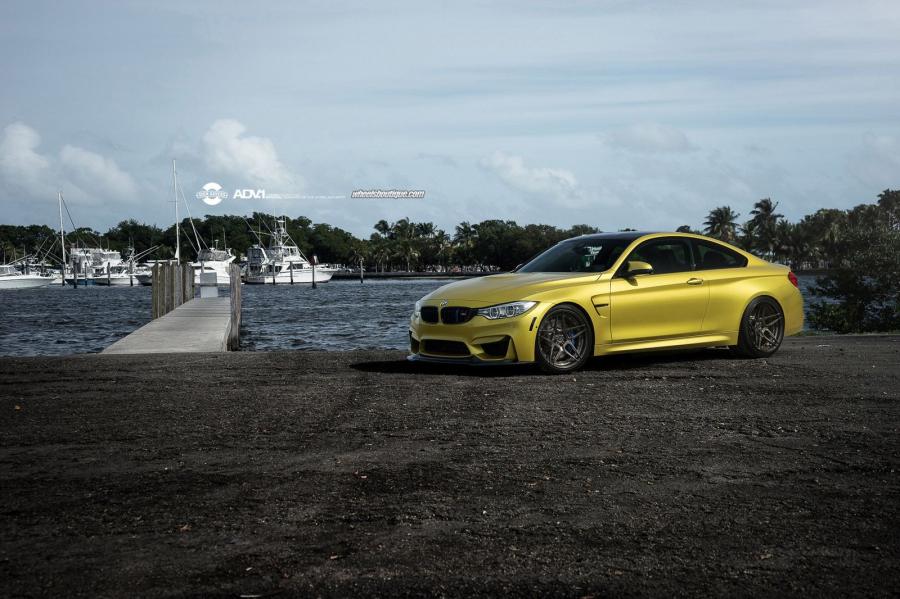  BMW M4 Coupe on ADV.1 Wheels (ADV05SMV2CS) 2015 года  (фото 4 из 6)